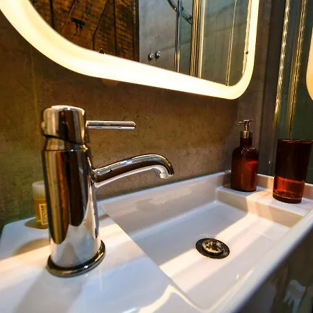 Correeiros 174 -the Place To Be